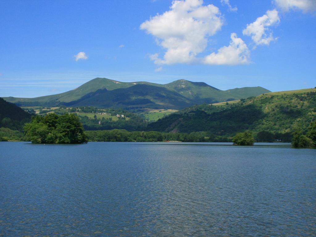 Villa Les Chenets Chambon-sur-Lac Exterior foto